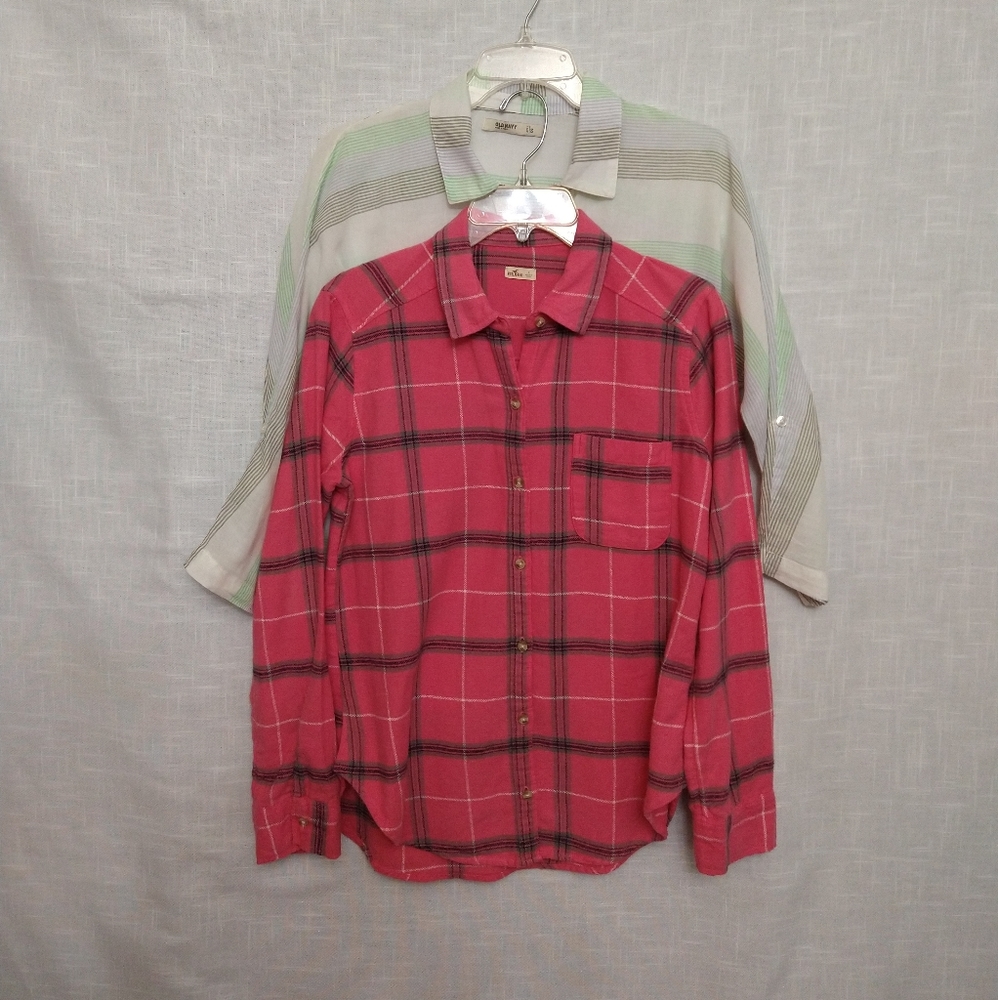 Hollister & Old Navy Checkered Striped button-Up Shirts Long Sleeves Size Small